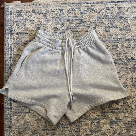 Abercrombie & Fitch Pants - Abercrombie & Fitch Gray Sweat Shorts Size XS Drawstring Lounge